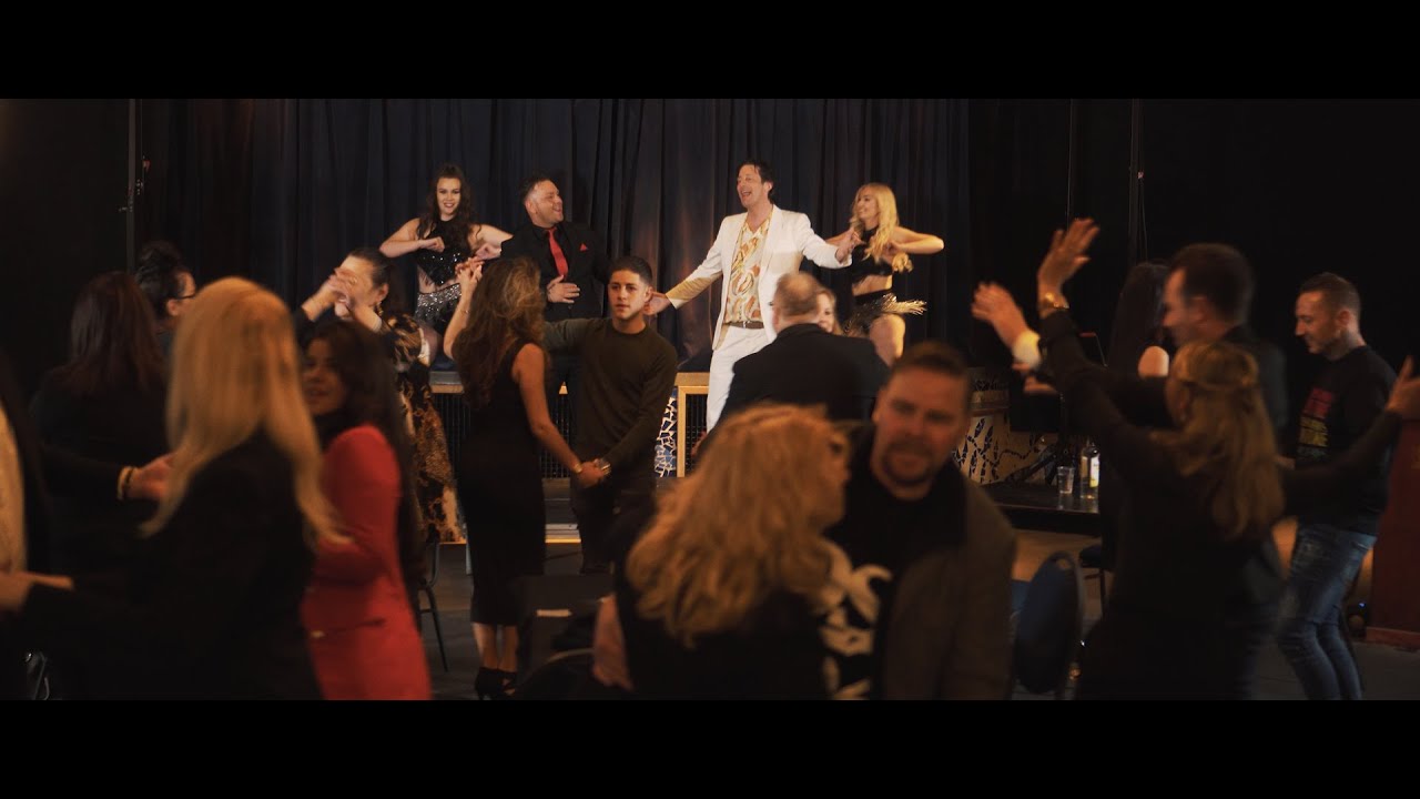 Henk Damen & Peter Hermans - Bella Signorita (Officiële Videoclip)