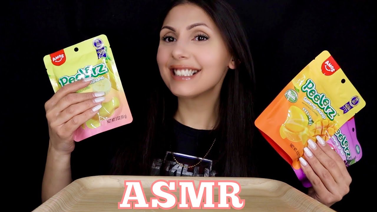 ASMR | EATING PEELERZ GUMMY CANDY! MUKBANG (WHISPER) | MANGIA WHISPERS
