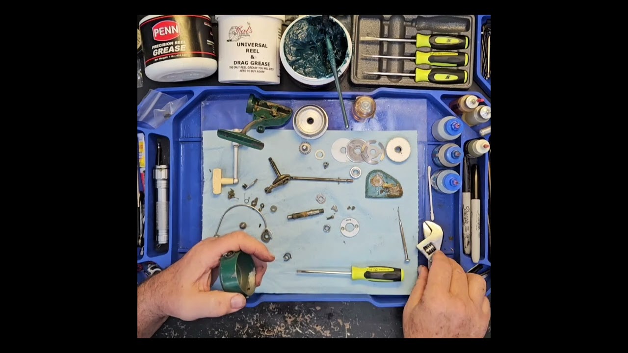 Vintage reel repair; Penn 714 