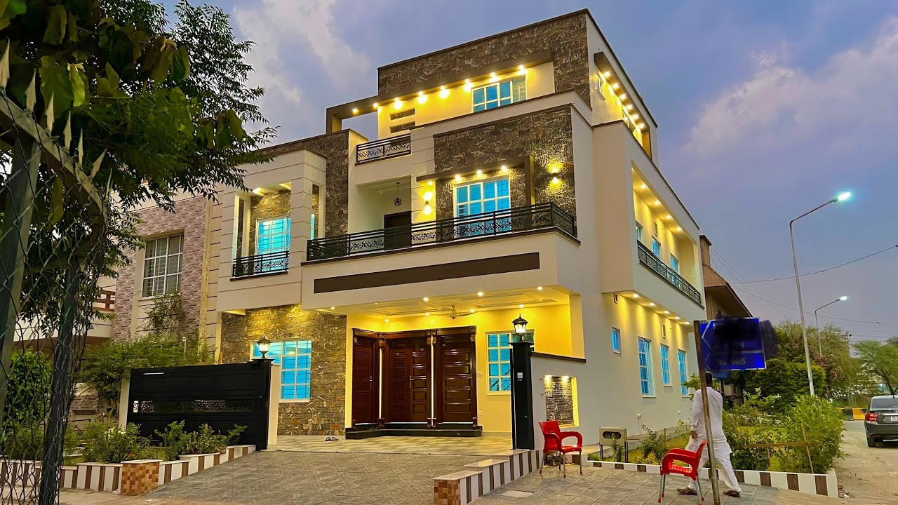 House for sale in G-13 Islamabad size 10 marla 35x70 272 square yards