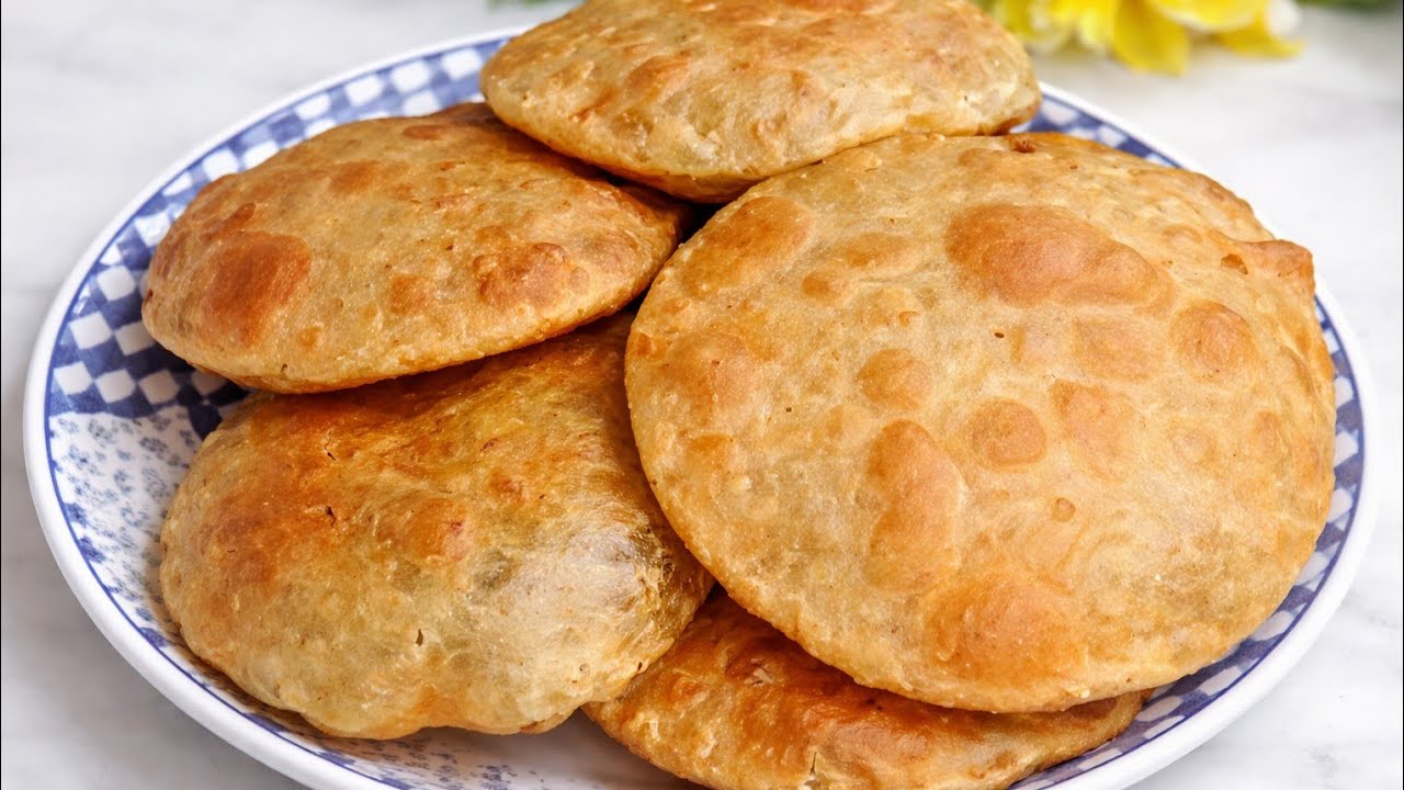 😍 कच्चे मटर और आटे की ऐसी मसाला पूरी, कचौरी भी फेल | Matar Masala Puri Recipe