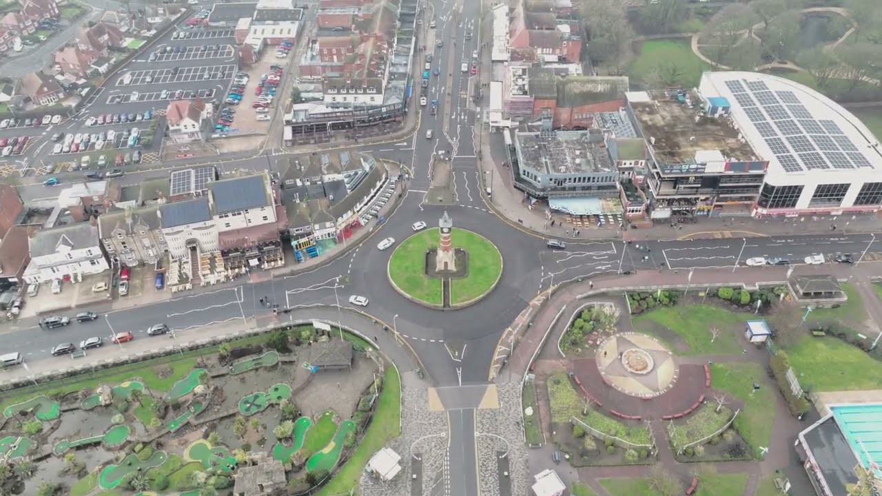 Skegness Seafront Drone footage ( DJI Mavic 3)