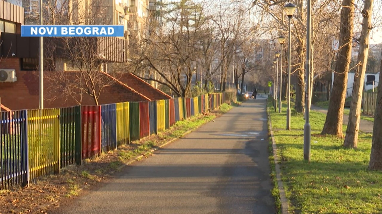 UŽAS NA PEŠAČKOJ STAZI! Kamion “Gradske čistoće” išao u rikverc i USMRTIO ženu