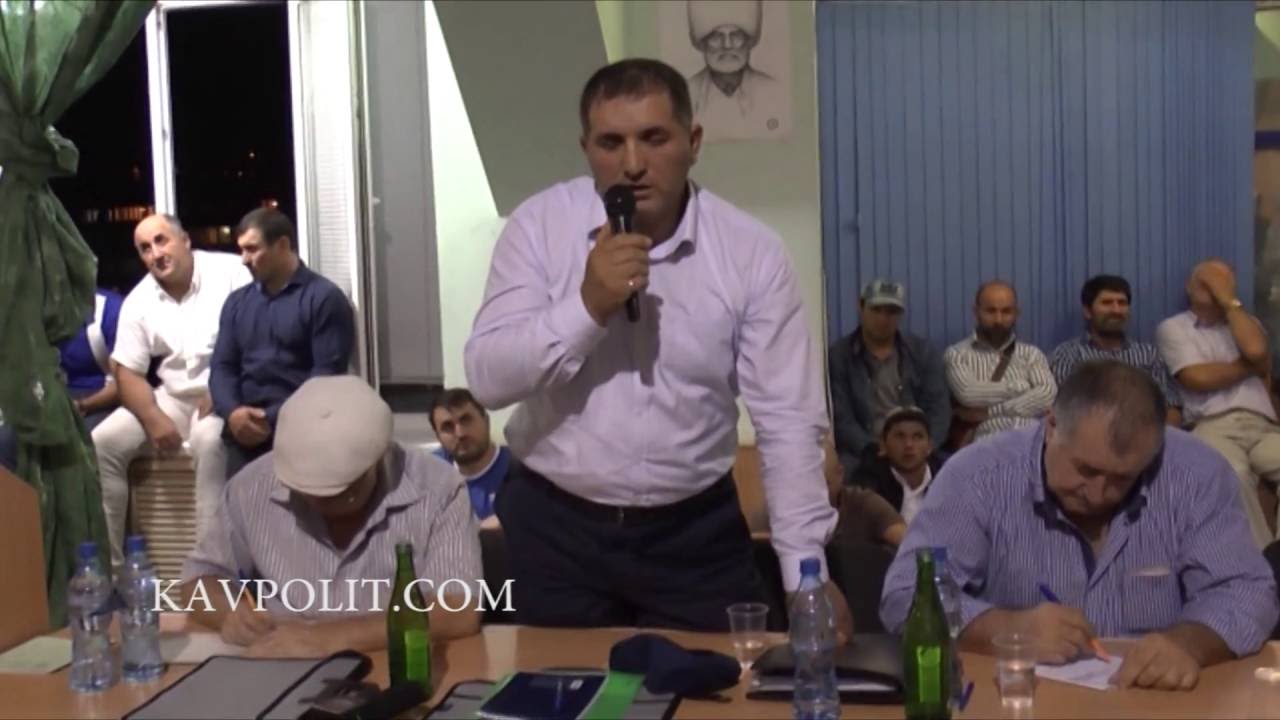 Глава села Кахиб - чабаны отказываются уходить на пастбища