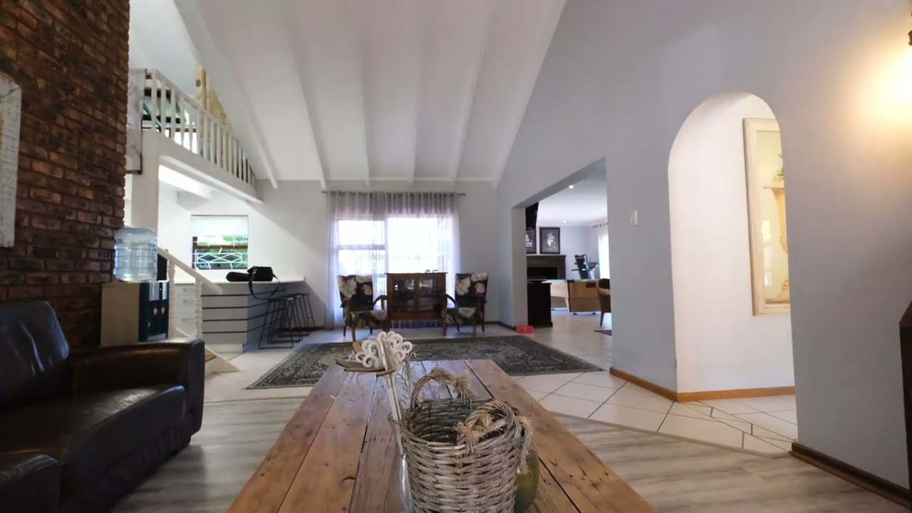 Loerie Park Property-Connect