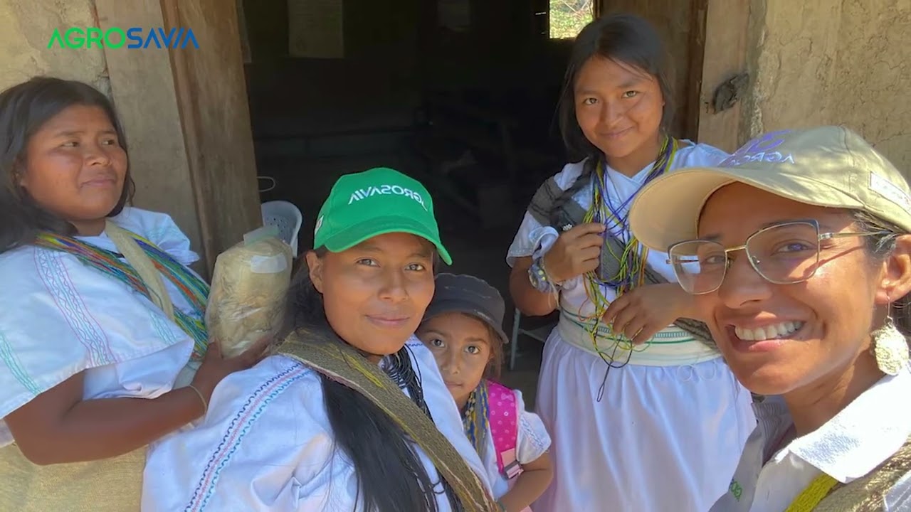 Tejiendo ra&iacute;ces: mujeres artesanas que transforman la lana en cultura y tradici&oacute;n