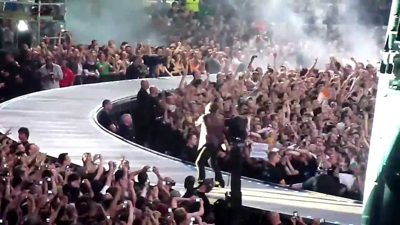 U2 City Of Blinding Lights (360° Live From Nice) [Multicam 720p By Mek with U22's Audio]