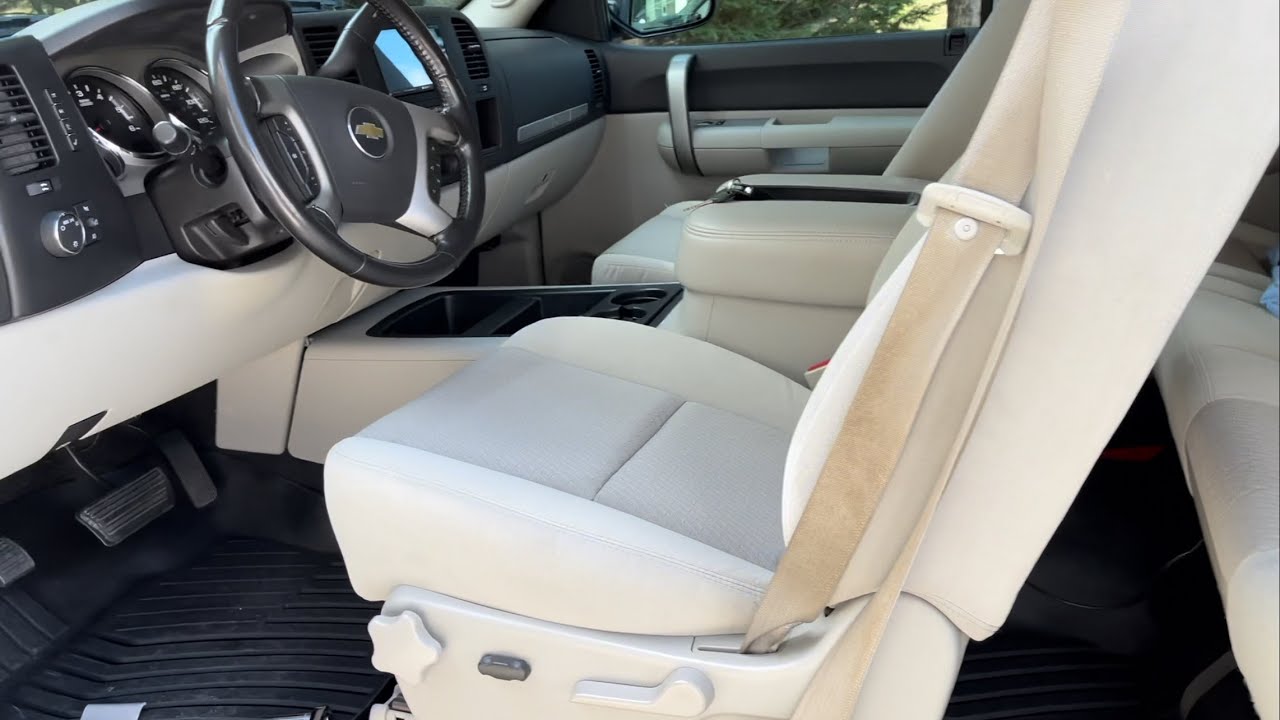 2007 Chevrolet Silverado Extended Cab Short Bed - Replacing Drivers Seat Cushion and Cover