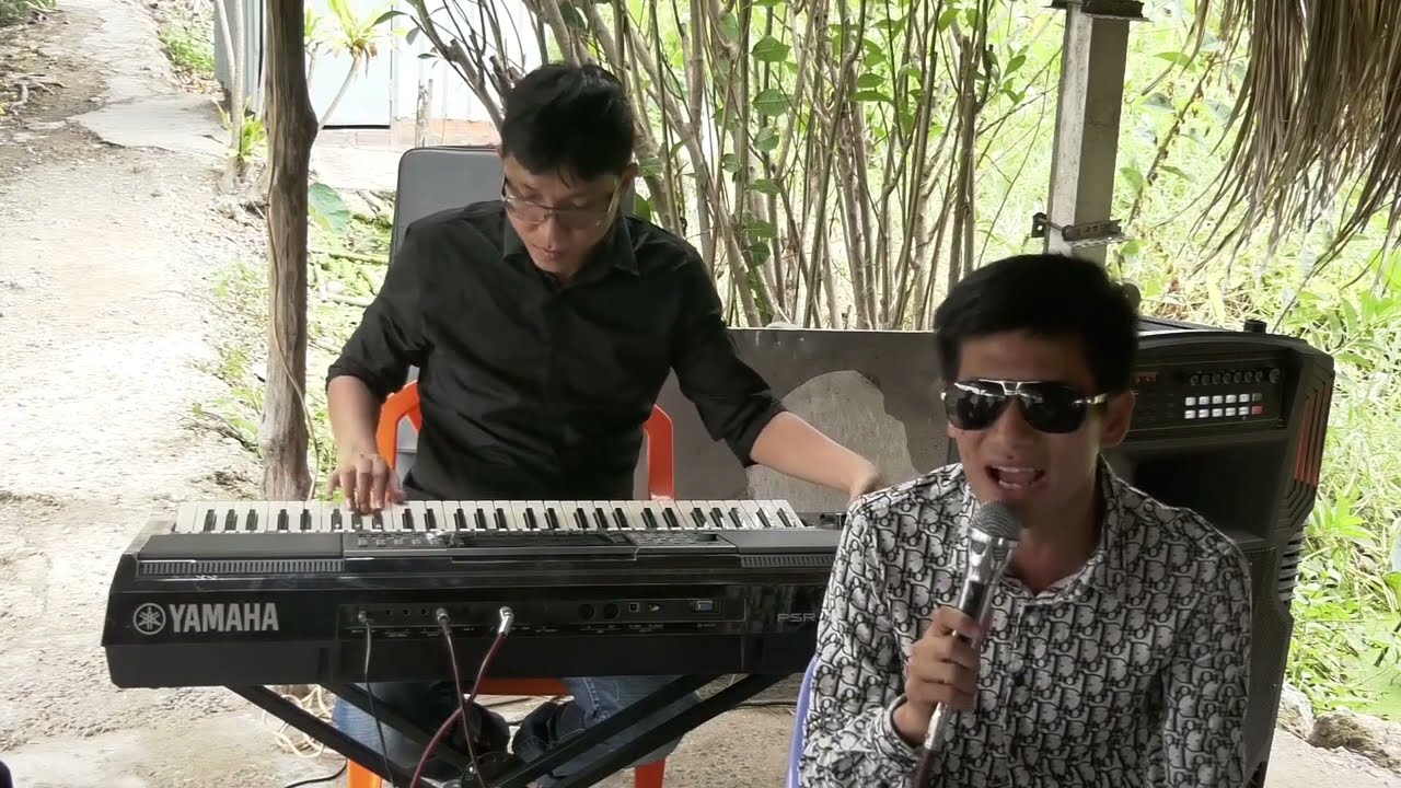 Đêm Mưa Nhớ Mẹ. Đi Show gặp ca sĩ Xuân Hòa hát nghe đã cái tai. Sample v17 của Yamaha ra dàn cực đã