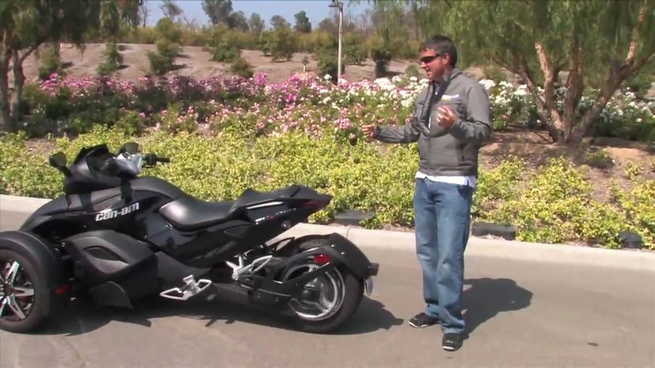 2009 Can-Am Spyder Walk Around