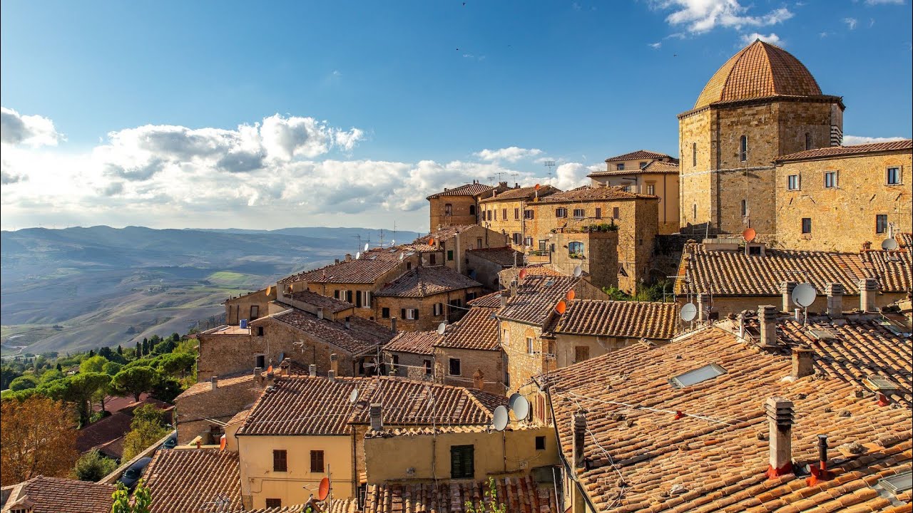 Passeggiata a Volterra (Pisa)