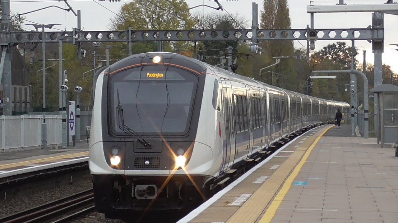 Trains at Acton Main Line (GWML) - 15/11/2021