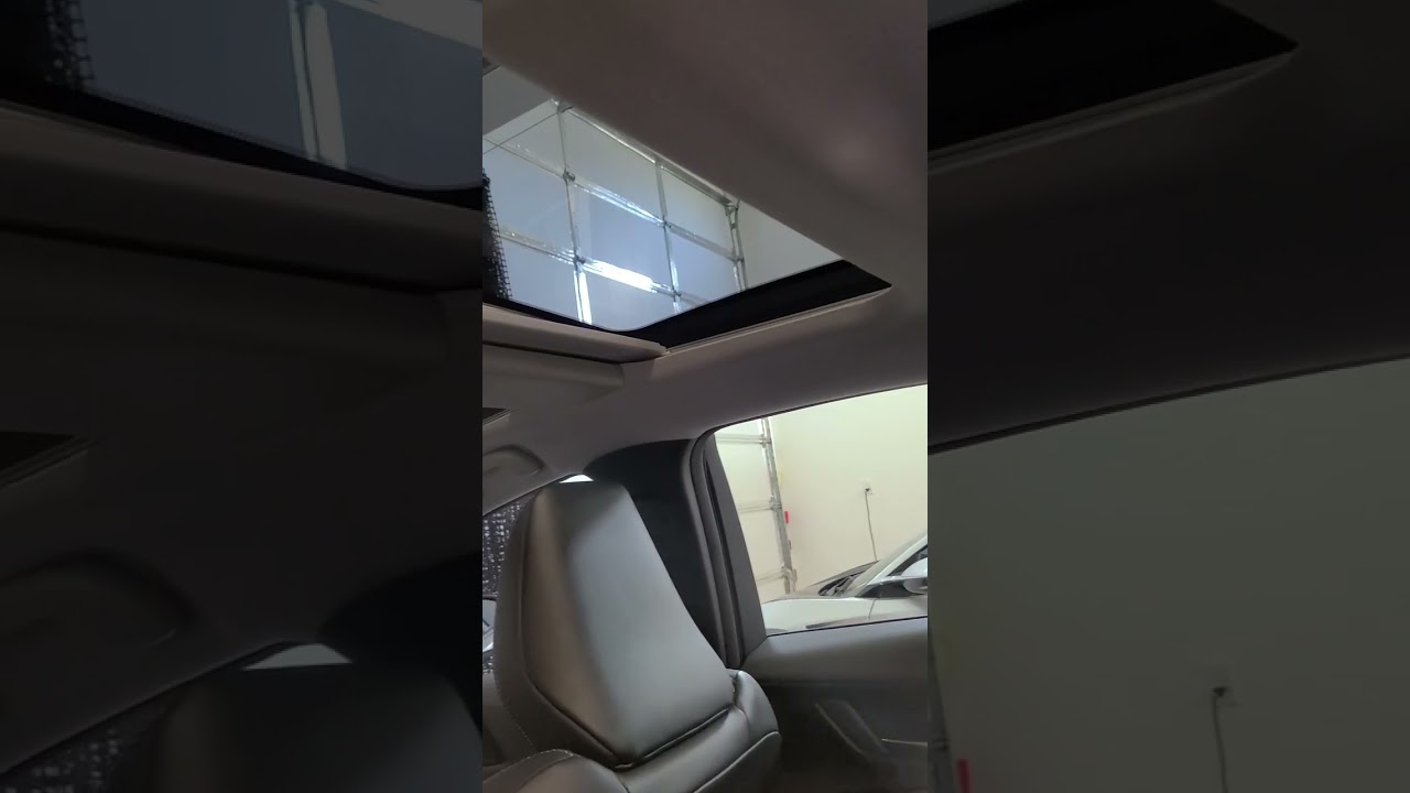2023 Toyota Prius Limited Interior Features *Shocked me*