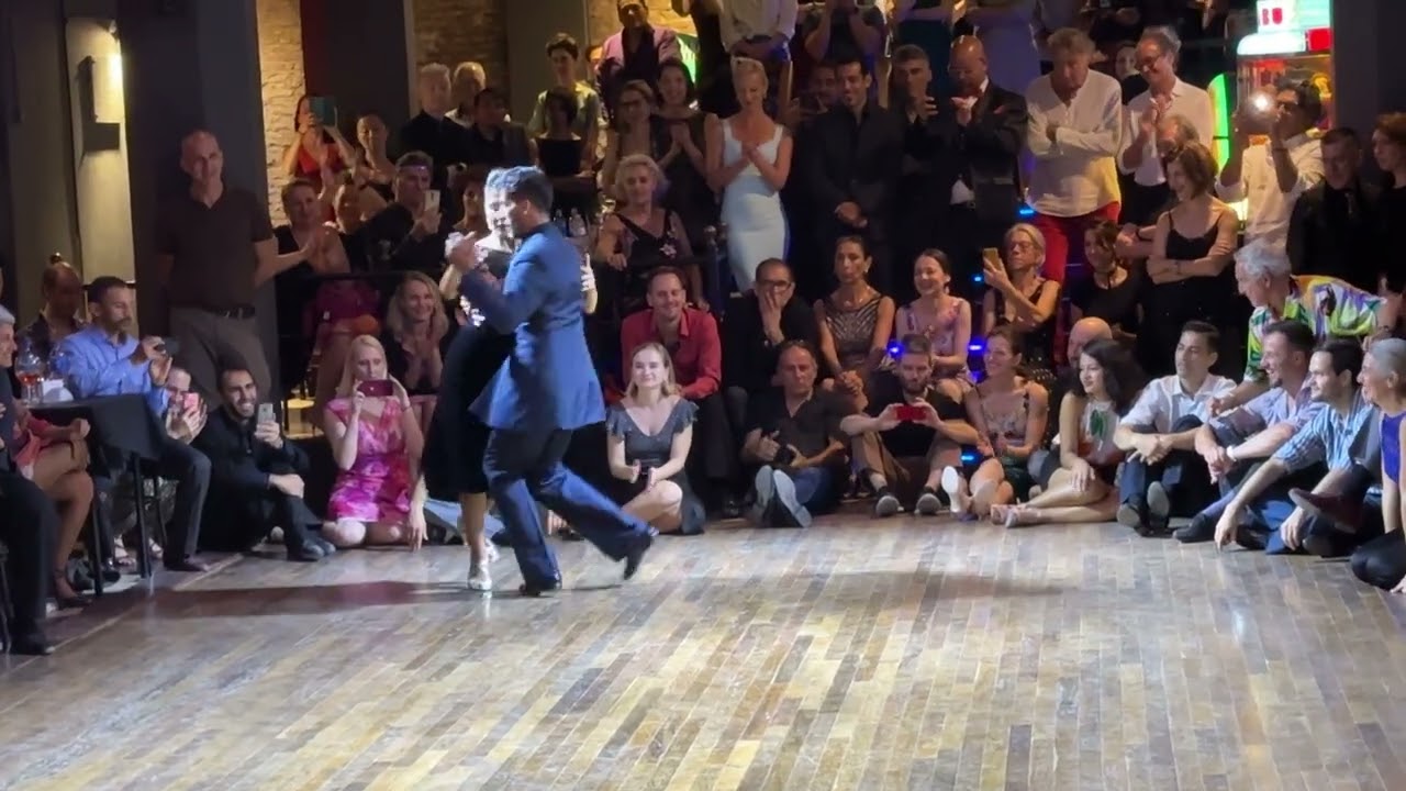 Virginia Gomez & Christian Marquez aka Los Totis – in Marabu, Buenos Aires