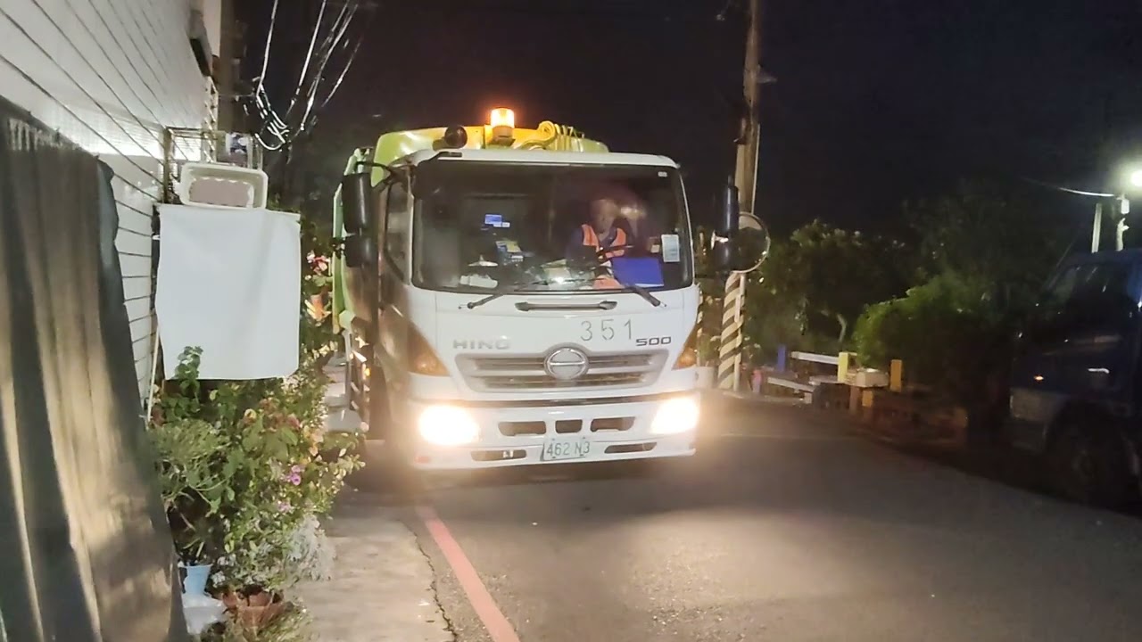 花蓮鋼琴音樂 ！台南市垃圾車播放早期花蓮所放送的正版鋼琴烤漆版少女的祈禱！廣播 