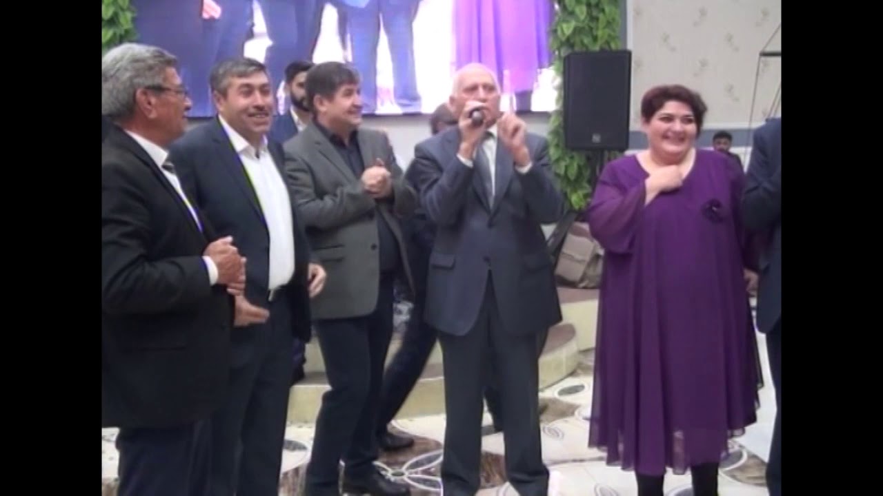 Tanınmış jurnalistlərin  toy təbriki və rəqsi...  