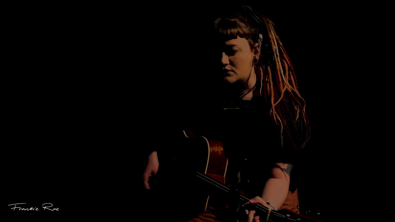 Frankie Roe - Drugs & Alcohol (Live Version @ Khandha Rooms) Original Acoustic