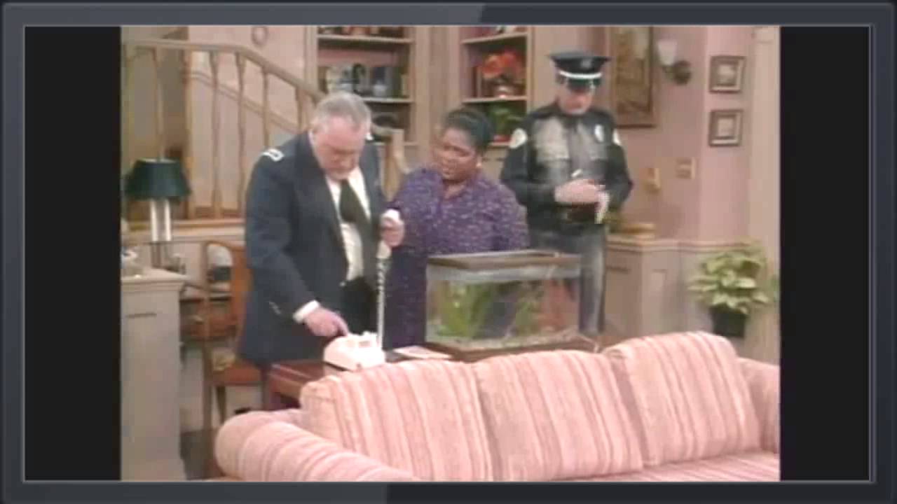 Gimme a Break S1E14 Samantha Steals a Squad Car