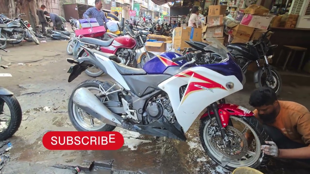 BEST Motorcycle Polish & Protectant 😍😍 Moto Maxx & Vista Autocare on my CBR250r #motomax #youtube
