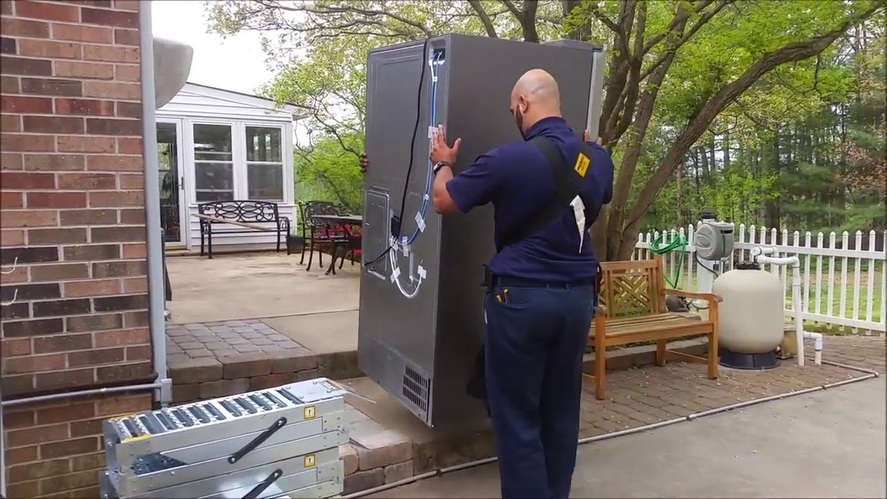 SHOULDER DOLLY Fridge Delivery
