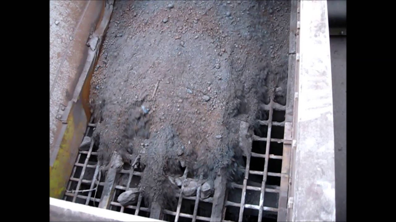 Control screening of Iron Ore with IFE linear vibrating screen
