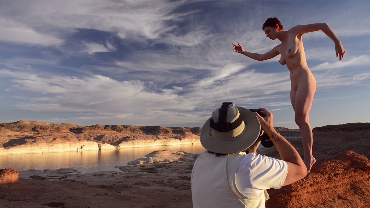 Desert Nude Photography Workshop on Lake Powell, Utah