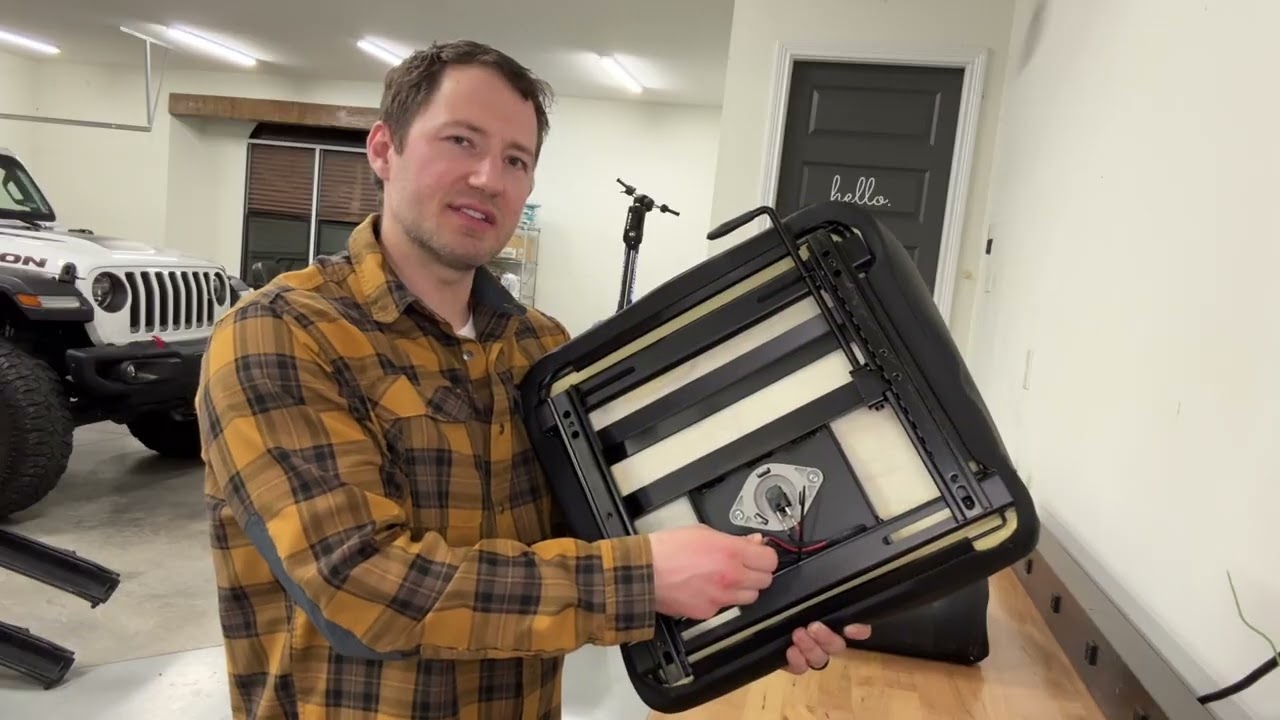 Before You Buy the Universal Tractor Seat, Watch This Review W5396