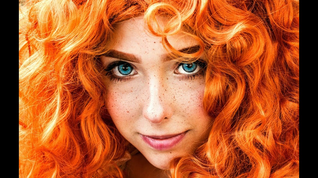 Sun kissed girls with freckles