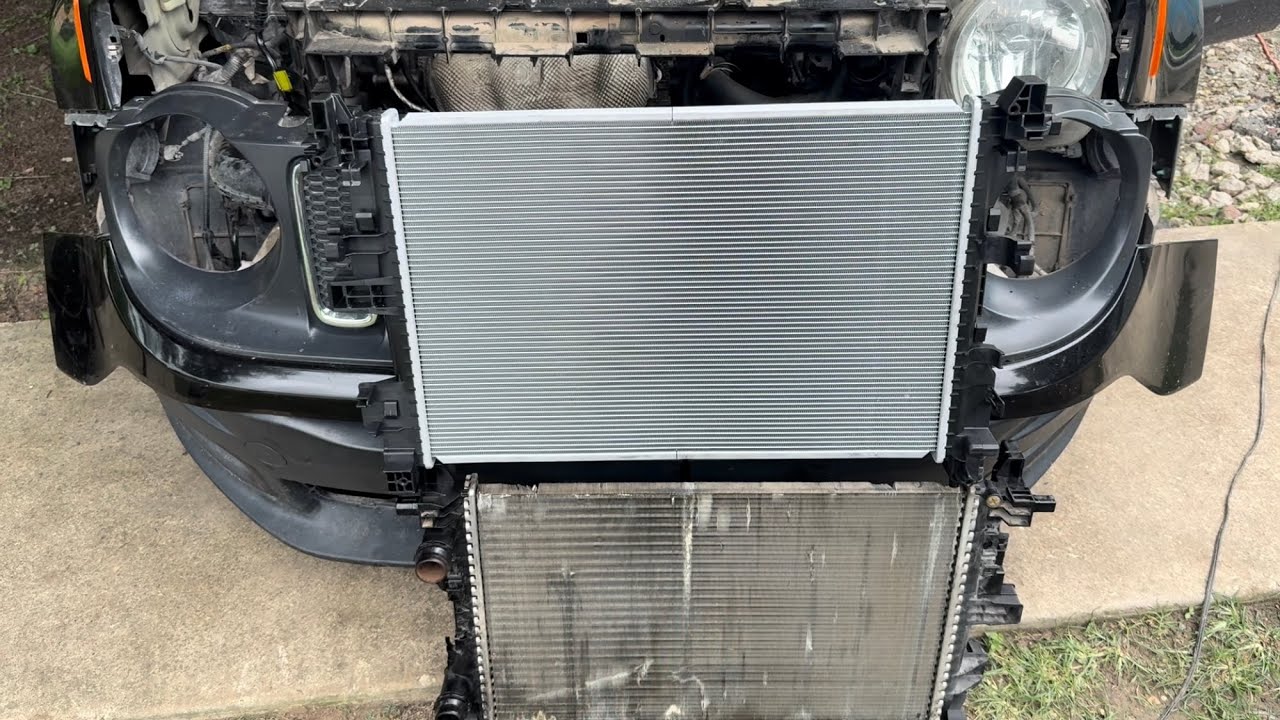2018 Jeep Renegade 2.4L Cambio de Radiador 