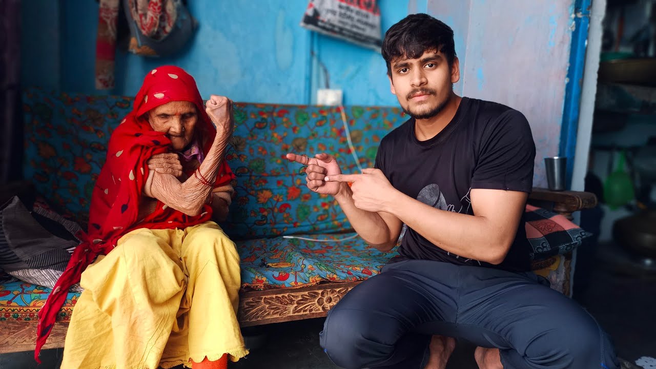 Guys Meri Dadi Ke Biceps #vlog #msbloggingbhai 