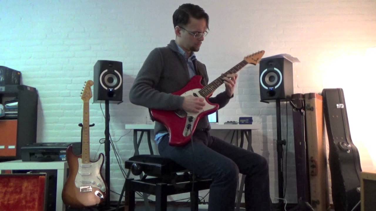 (SOLD) 1969 Fender Swinger Dakota Red - Pascal Waisapy Guitars