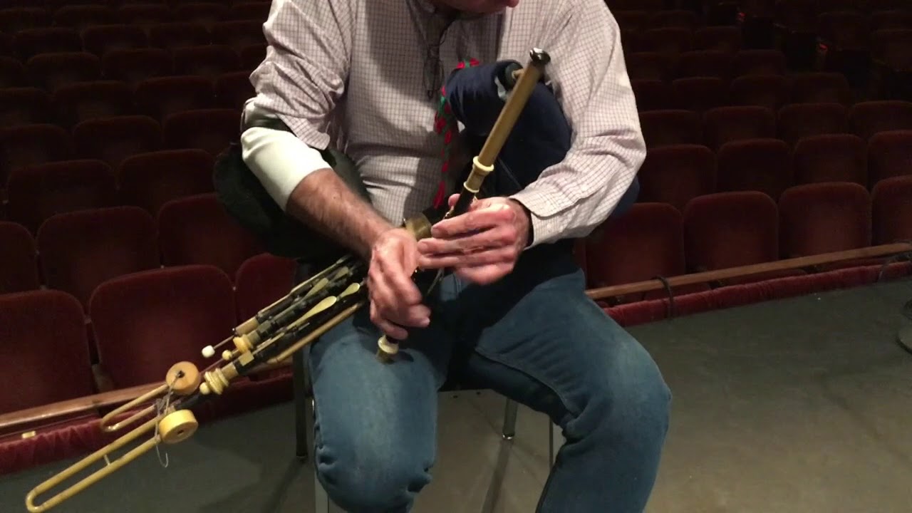 Irish bagpipes: Jerry O'Sullivan plays 