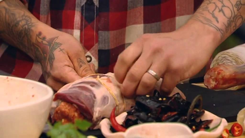 Watch & learn: Så styckar och grillar du lamm - Grillmästarna (TV4)