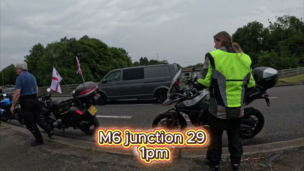 #daveday 1000s of #motorbikes ride from Ace cafe, London-Barrow in memory of dave myers #hairybikers