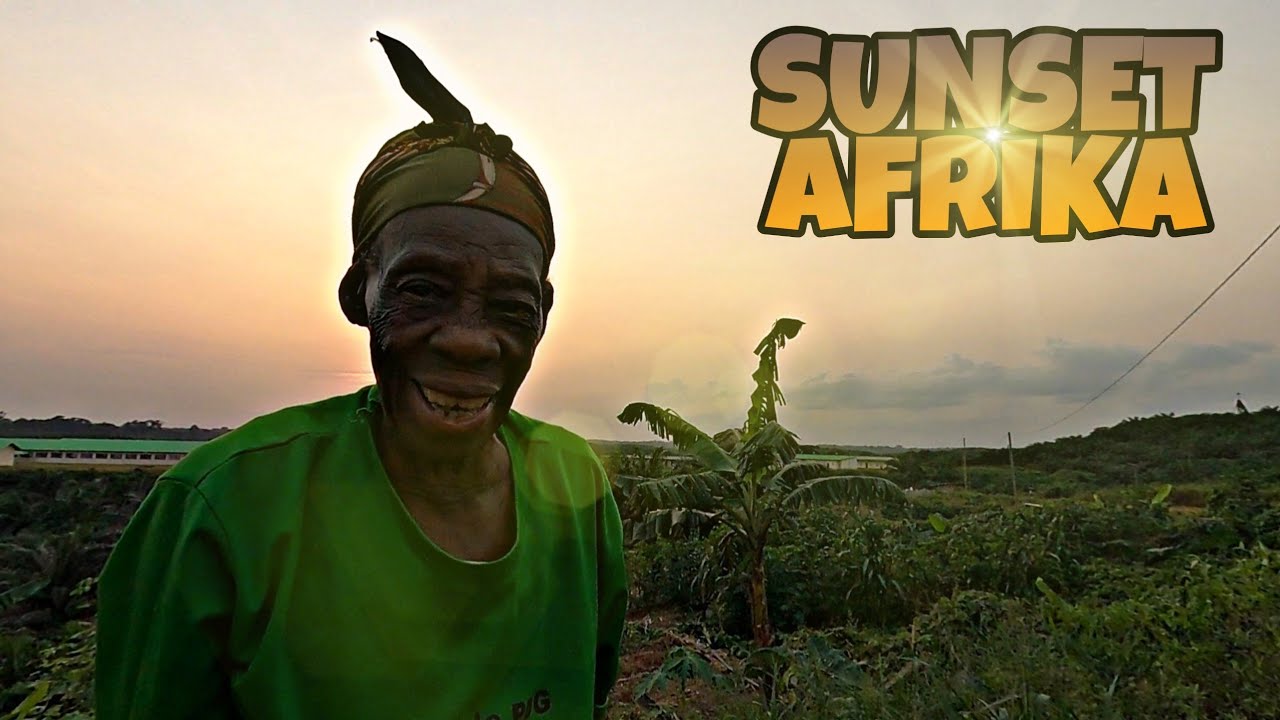 NIKMATI SORE BERSAMA NENEK AFRIKA