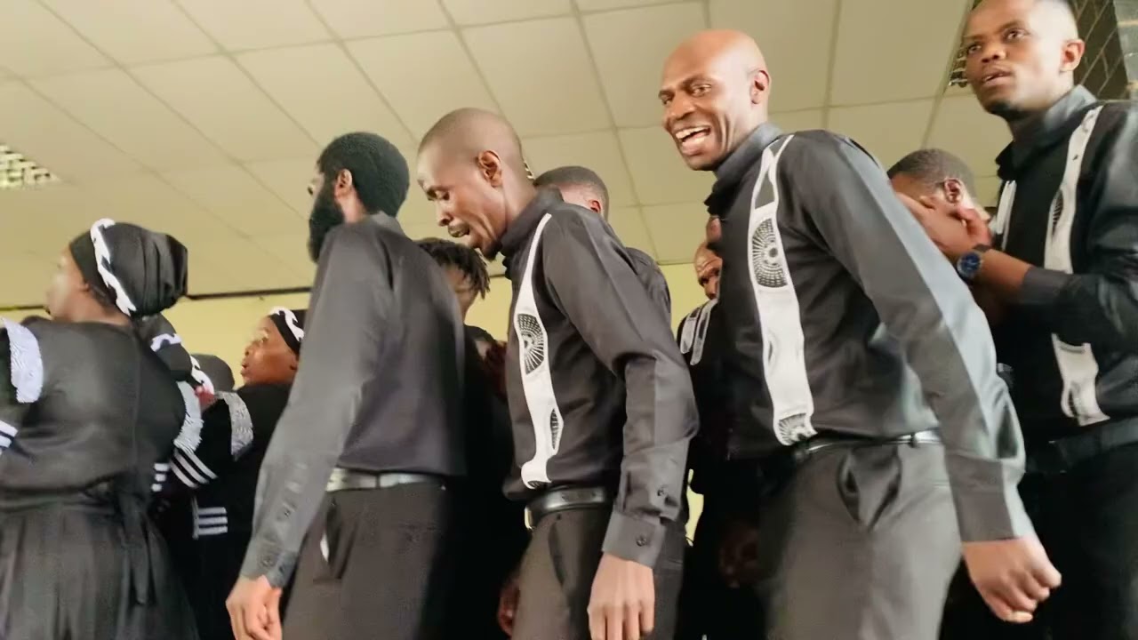 MIGHTY OH LORD SINGERS