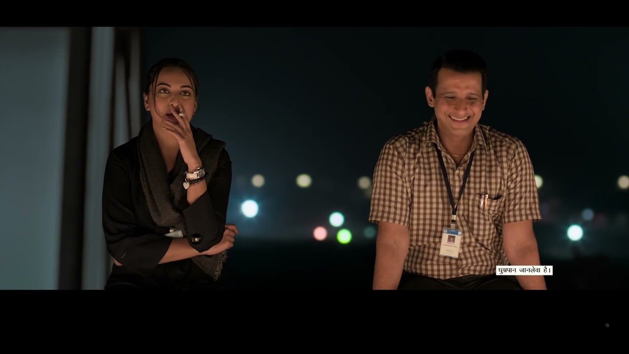 Sonakshi Sinha Smoking...!