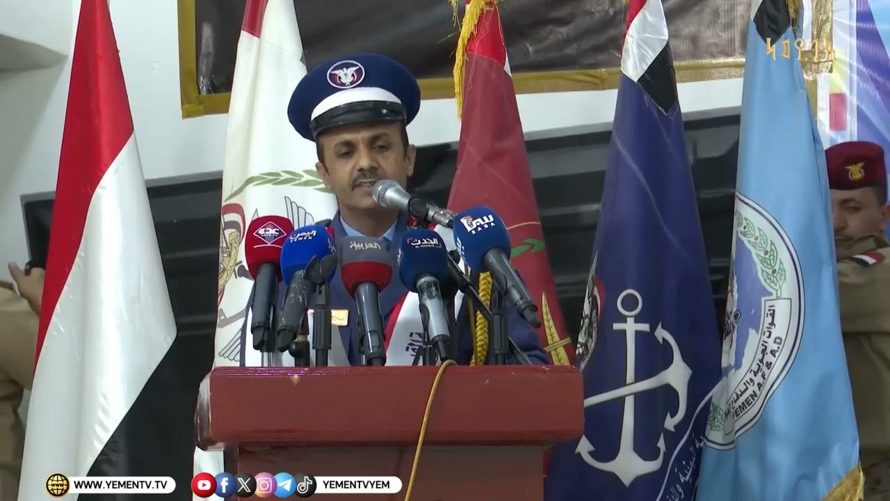 قصيدة الشاعر العقيد ركن طيار صادق الطيب خلال حفل خريجي الدورة 17 من كلية القيادة والأركان  #WAManwi