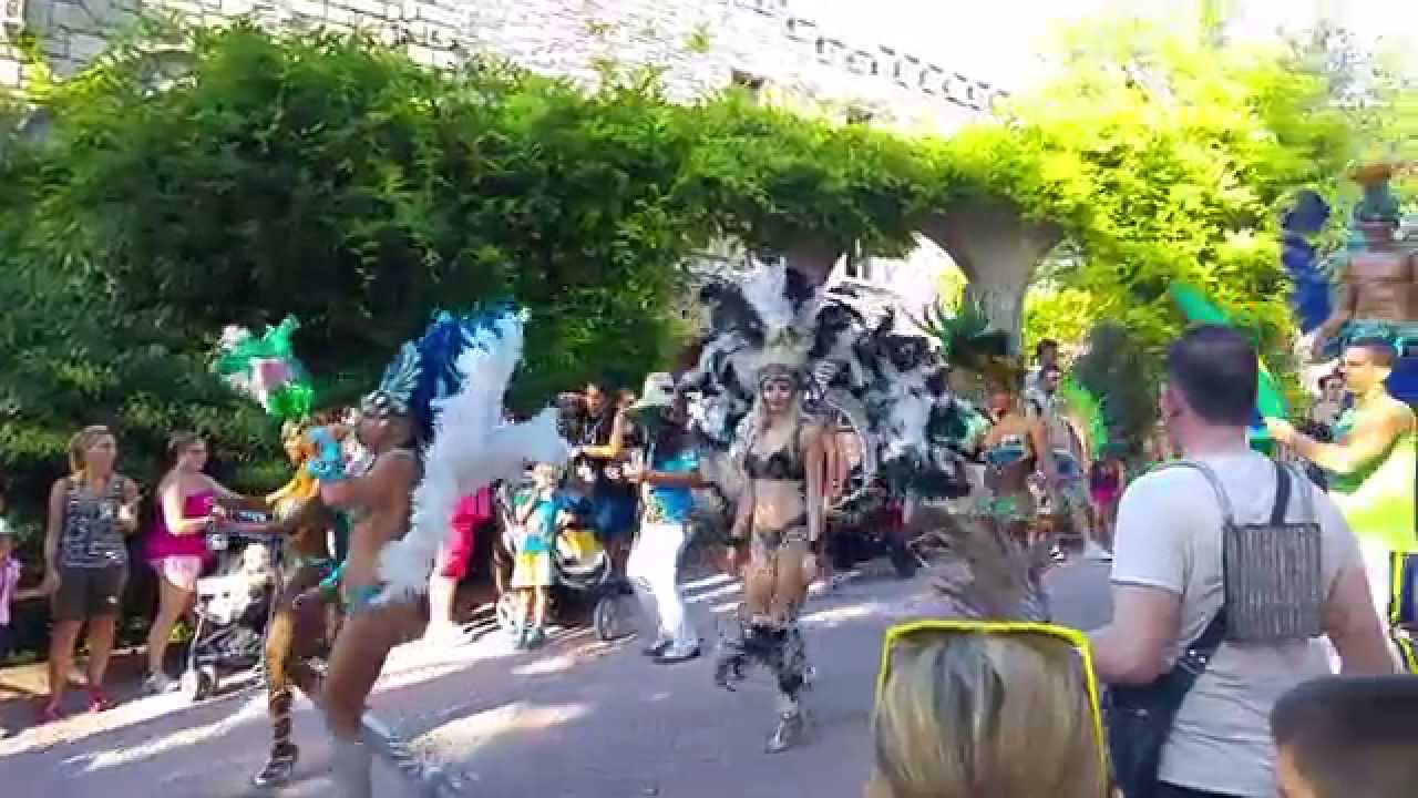 Parata celebrativa 40 anni Gardaland