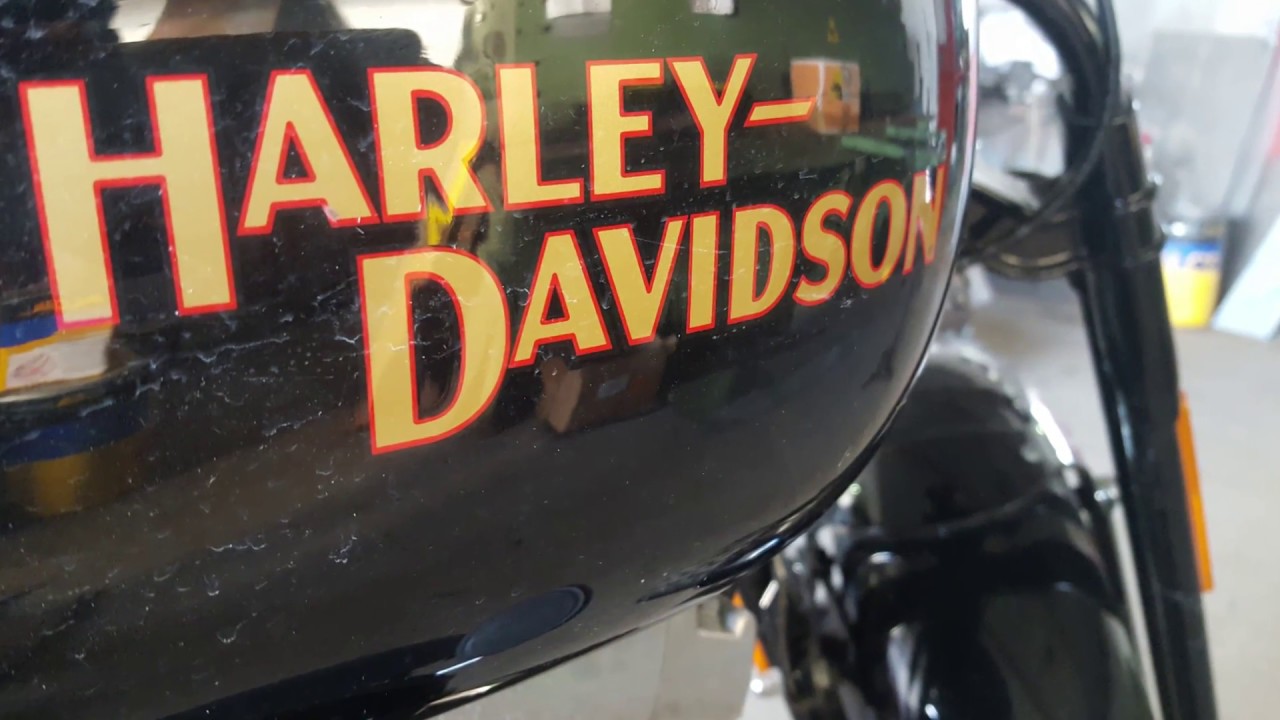 Harley Davidson Cross Bones - Come cambiare il sound da scarico chiuso a scarico aperto.