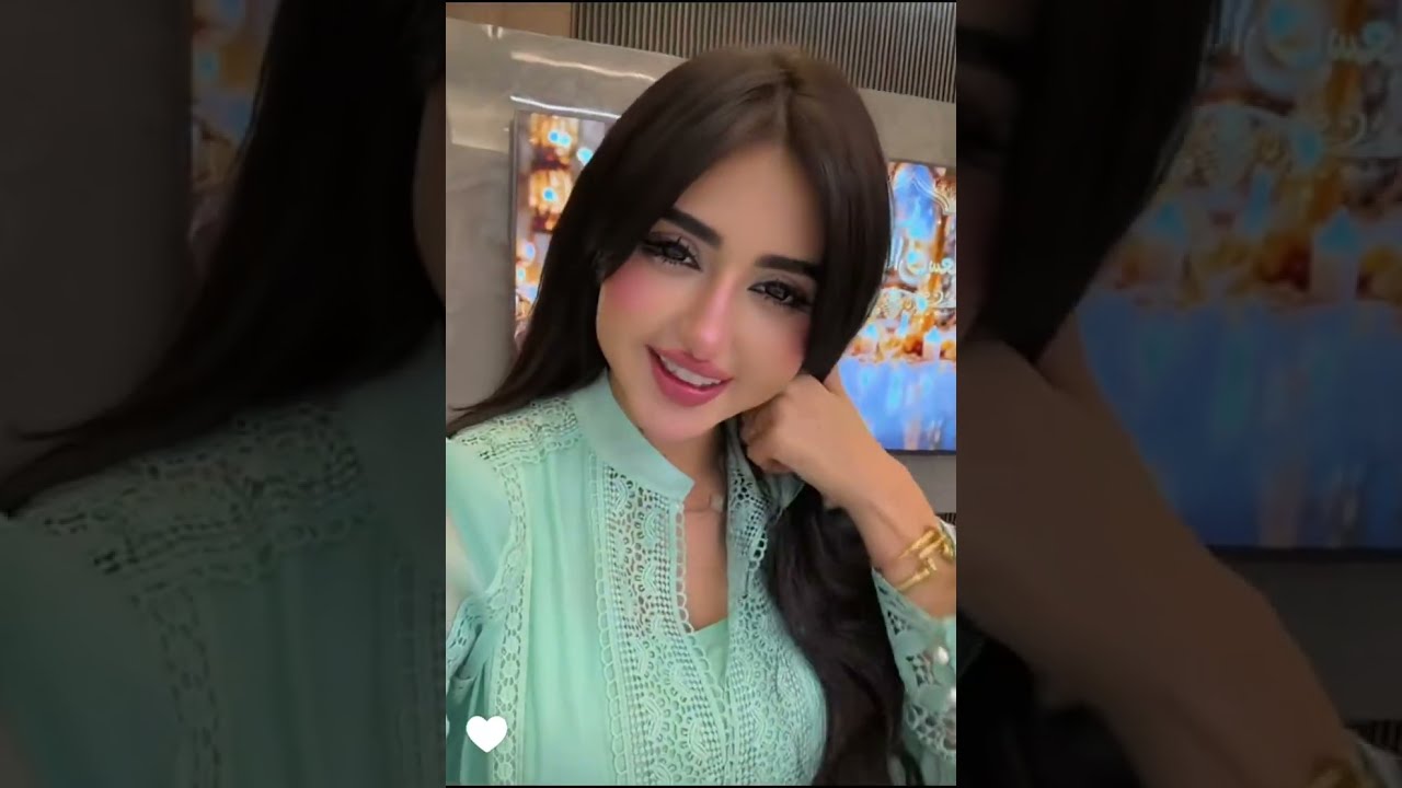 واخيرا فرحة عائلة اميره وعبد الرحمن 😍 وزعنا الفلوس والشوكولاته للعمال في العيد 😍 عائلة ميرو 
