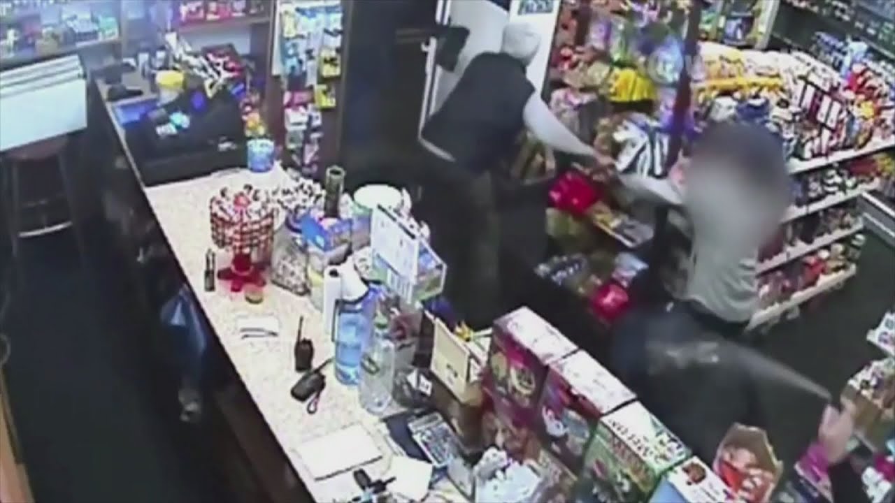 Shopkeeper fights off armed robber using pet repellent spray