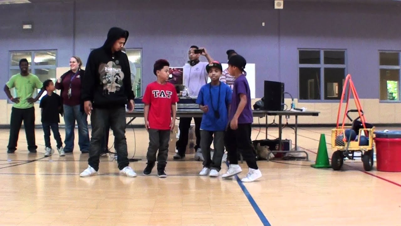 The Art of Teknique-Random freestyle at The Boys&Girls Club