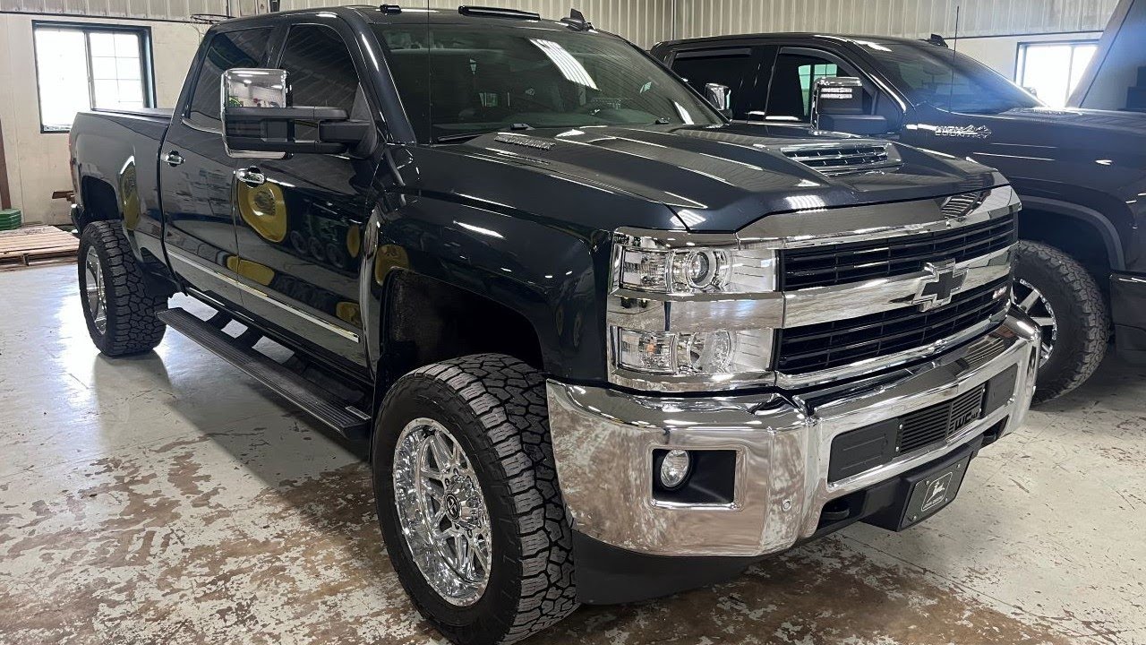 Retrofit Cab Light Review! Installing Boost Auto Parts CabLights for 2015-2019 Silverado/Sierra 2500