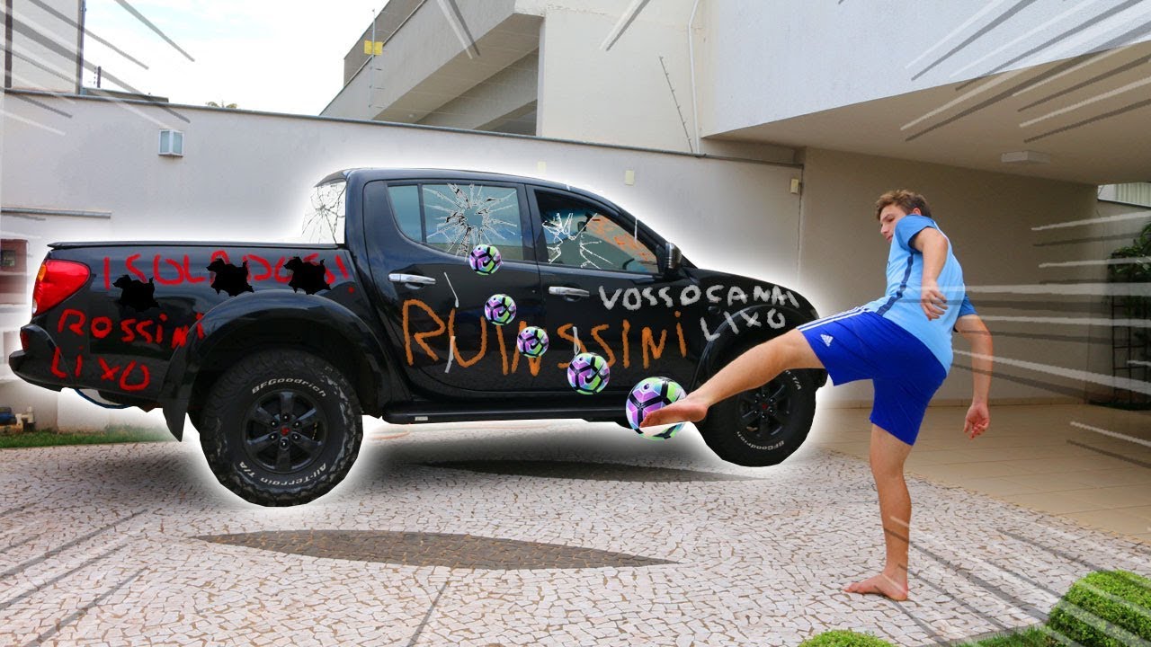 QUEBREI O CARRO DO MEU AMIGO JOGANDO FUTEBOL!! ( apanhei?! )
