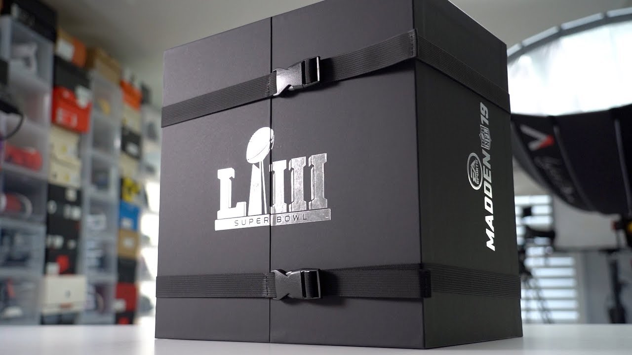 UNBOXING: The LIMITED Edition NIKE x EA SUPER BOWL Sneaker PACK