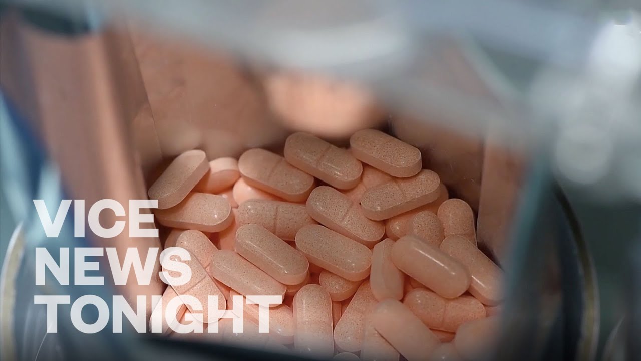 Anti Vaccine Community is Using Vitamin C as a DIY COVID-19 Cure