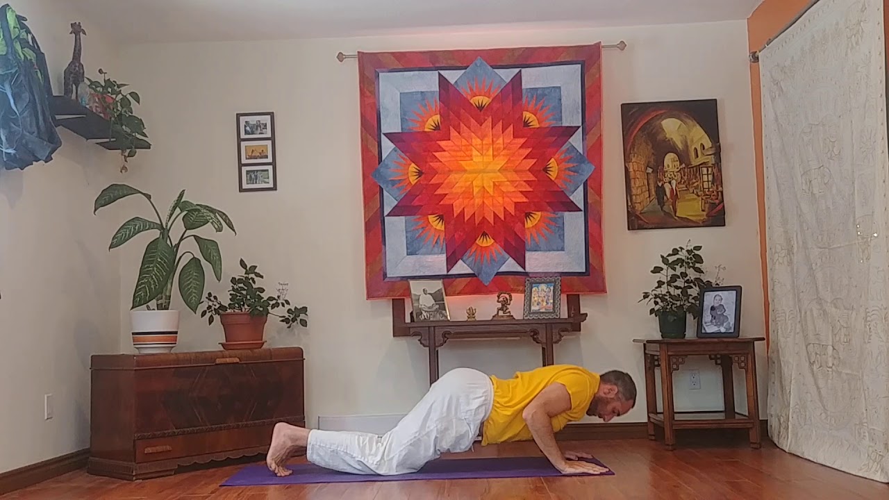 Salutation Au Soleil Style Sivananda Avec Yamuna et Anjaneya