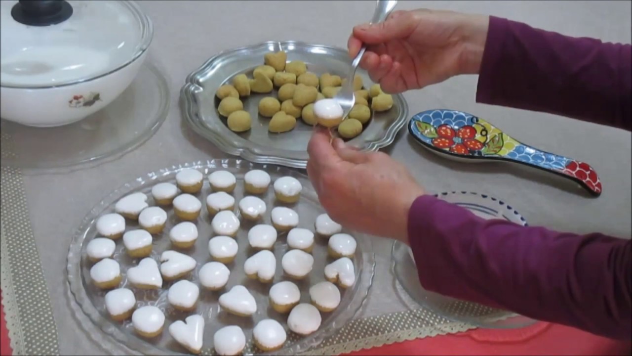 Mlabes : pâtisserie Tunisienne .          ملبس حلاويات تونسية   حلاويات العيد