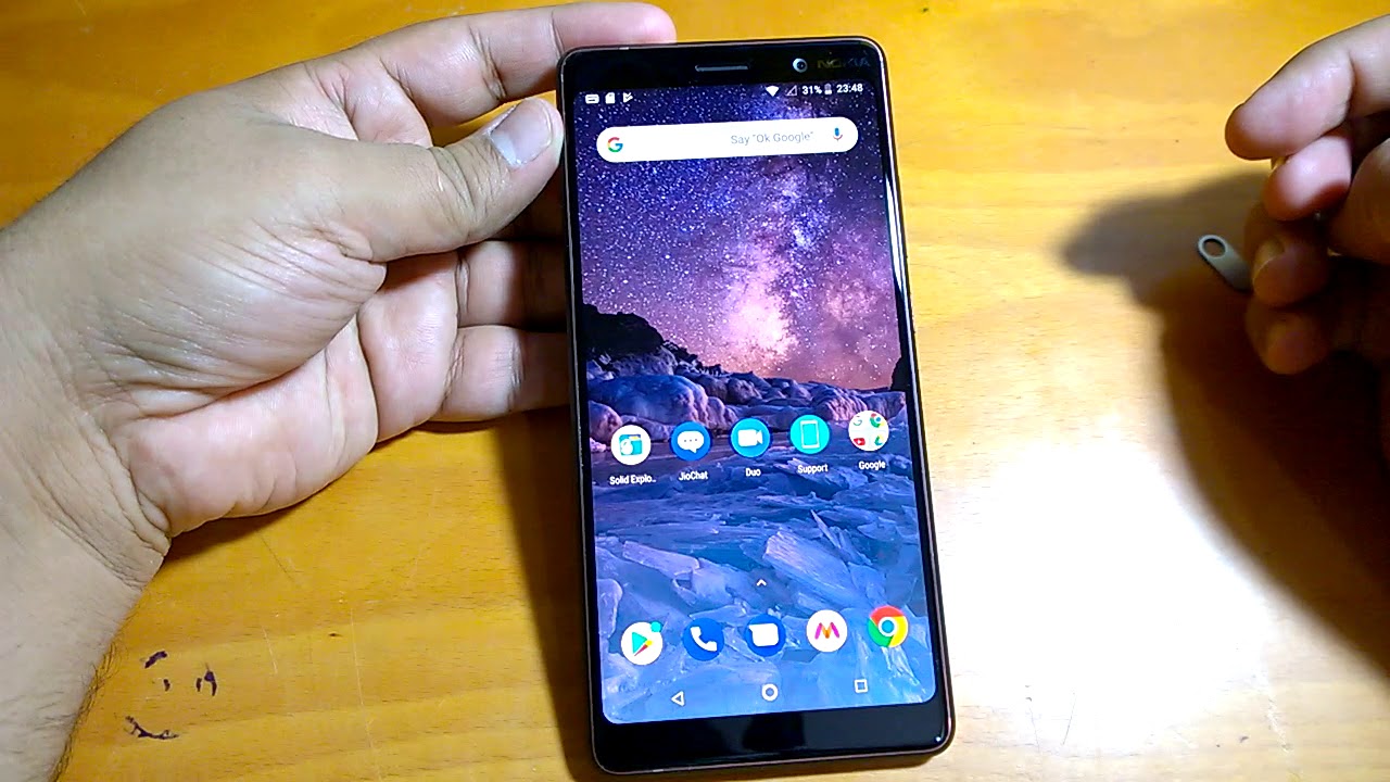 Nokia 7 Plus: How to insert SIM & MicroSD cards